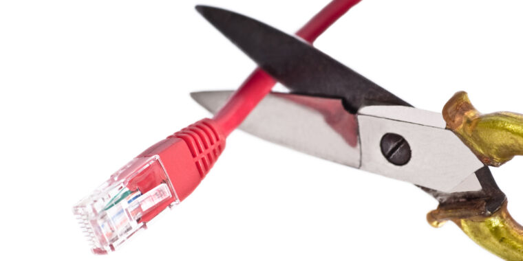 isp-to-supreme-court:-we-shouldn’t-have-to-disconnect-users-accused-of-piracy