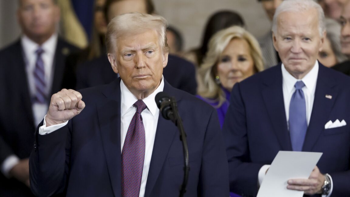 trump-issues-flurry-of-orders-on-tiktok,-doge,-social-media,-ai,-and-energy
