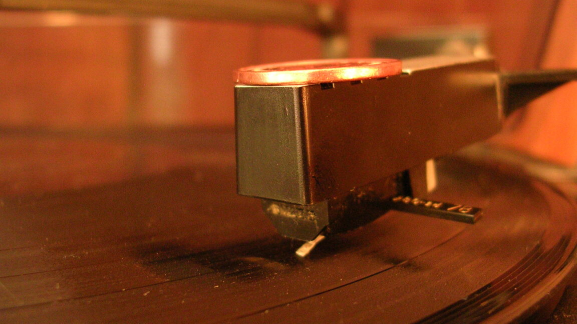 music-labels-will-regret-coming-for-the-internet-archive,-sound-historian-says