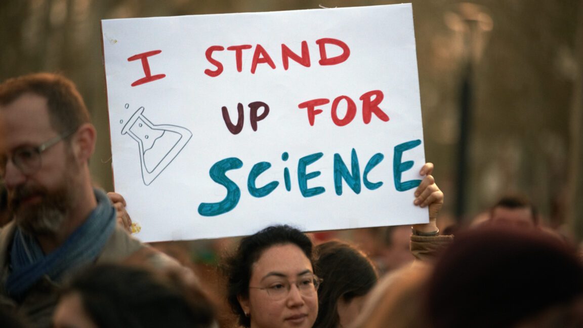 umass-disbands-its-entering-biomed-graduate-class-over-trump-funding-chaos