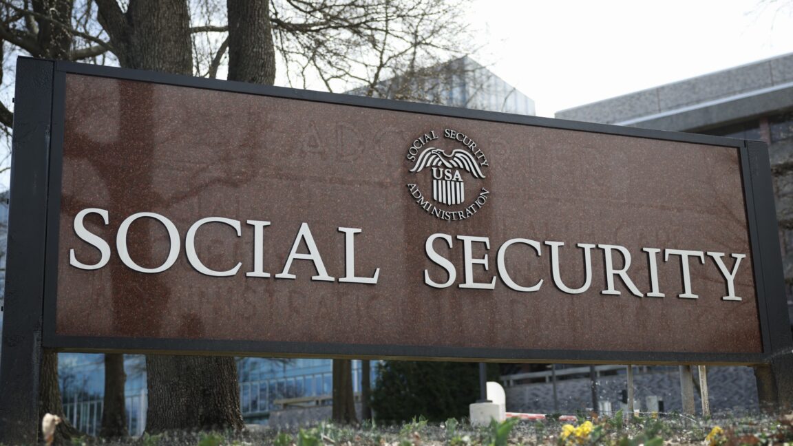 judge-orders-musk-and-doge-to-delete-personal-data-taken-from-social-security