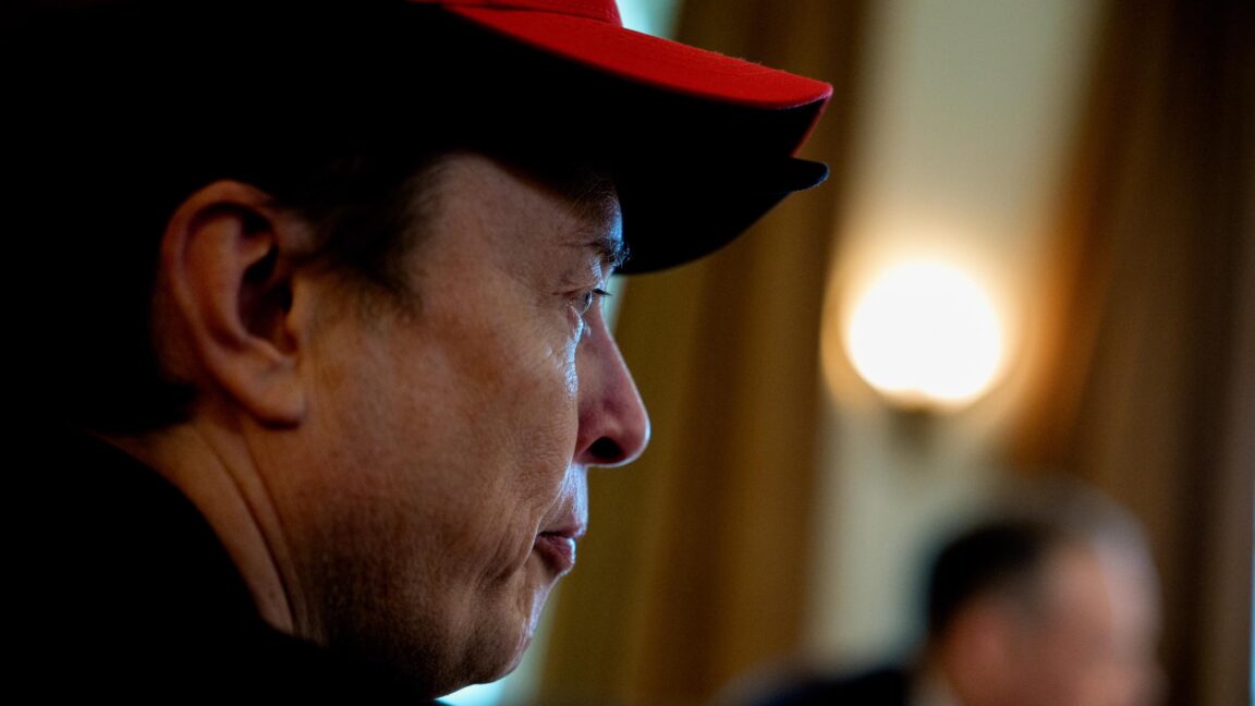 tesla-denies-trying-to-replace-elon-musk-as-ceo