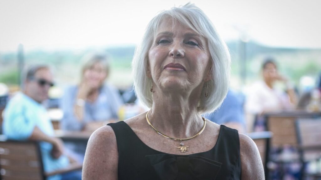 trump-and-doj-try-to-spring-former-county-clerk-tina-peters-from-prison