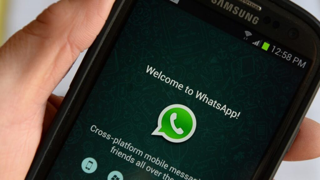 whatsapp-provides-no-cryptographic-management-for-group-messages