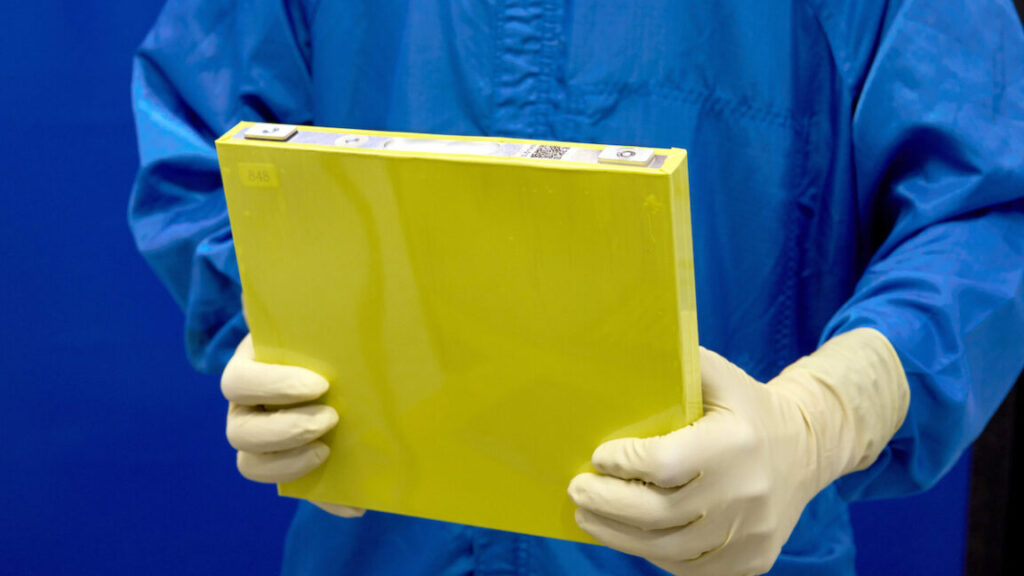gm’s-lmr-battery-breakthrough-means-more-range-at-a-lower-cost