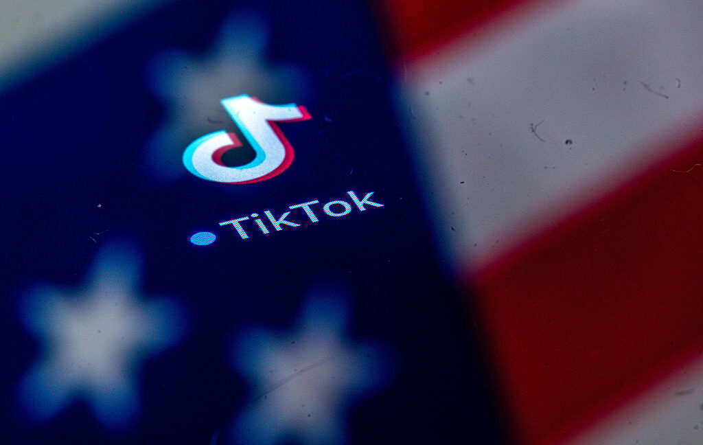 trump-suggests-he-needs-china-to-sign-off-on-tiktok-sale,-delays-deal-again