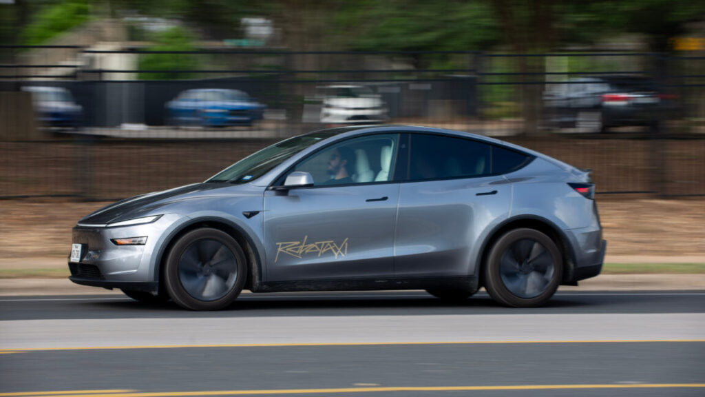 tesla-launches-robotaxi-service-in-austin