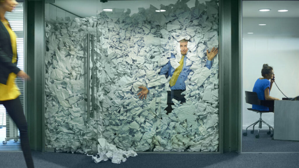 the-resume-is-dying,-and-ai-is-holding-the-smoking-gun