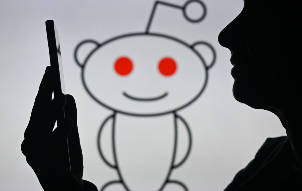 reddit-ceo-pledges-site-will-remain-“written-by-humans-and-voted-on-by-humans”