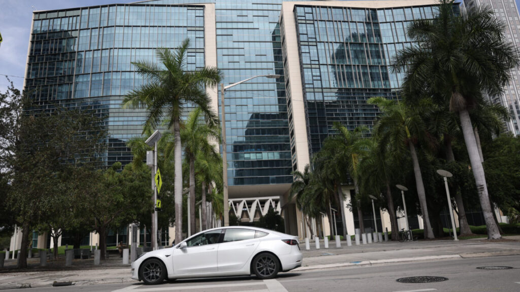 experts-lay-into-tesla-safety-in-federal-autopilot-trial