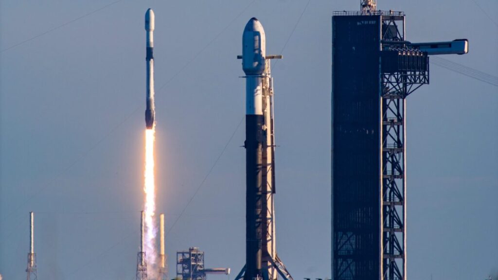 trump-wants-to-“eliminate-or-expedite”-environmental-rules-for-rocket-launches