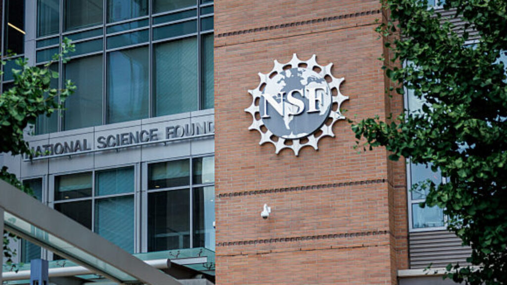 whistleblower-scientists-outline-trump’s-plan-to-politicize-and-dismantle-nsf