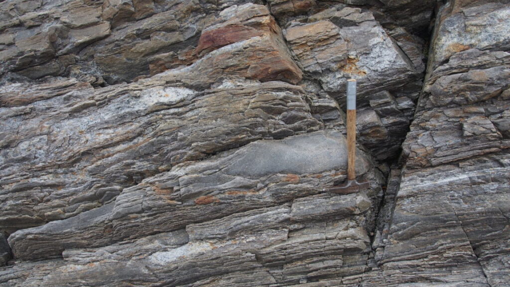 how-old-is-the-earliest-trace-of-life-on-earth?