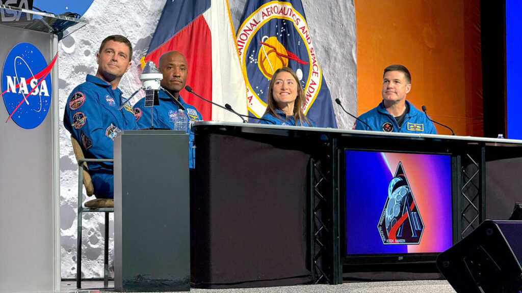 the-crew-of-artemis-ii-will-fly-on-integrity-during-mission-to-the-moon