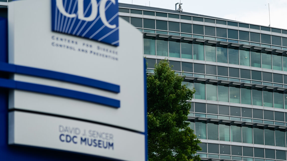 layoffs,-a-“coding-error,”-chaos:-trump-admin-ravages-the-health-dept.