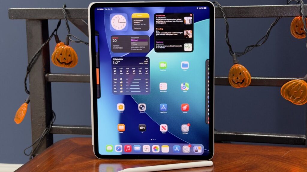 testing-apple’s-m5-ipad-pro:-future-proofing-for-apple’s-perennial-overkill-tablet
