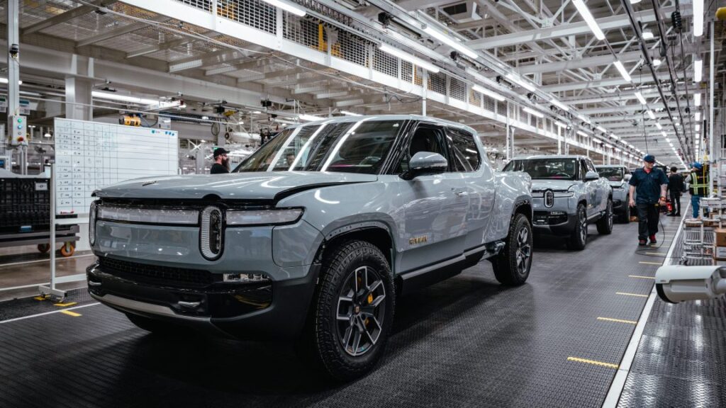 rivian-is-settling-$250-million-lawsuit-to-focus-on-next-year’s-r2-ev