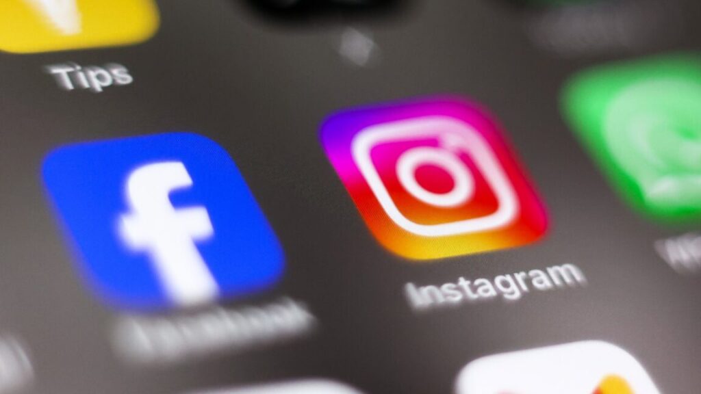 eu-accuses-meta-of-violating-content-rules-in-move-that-could-anger-trump