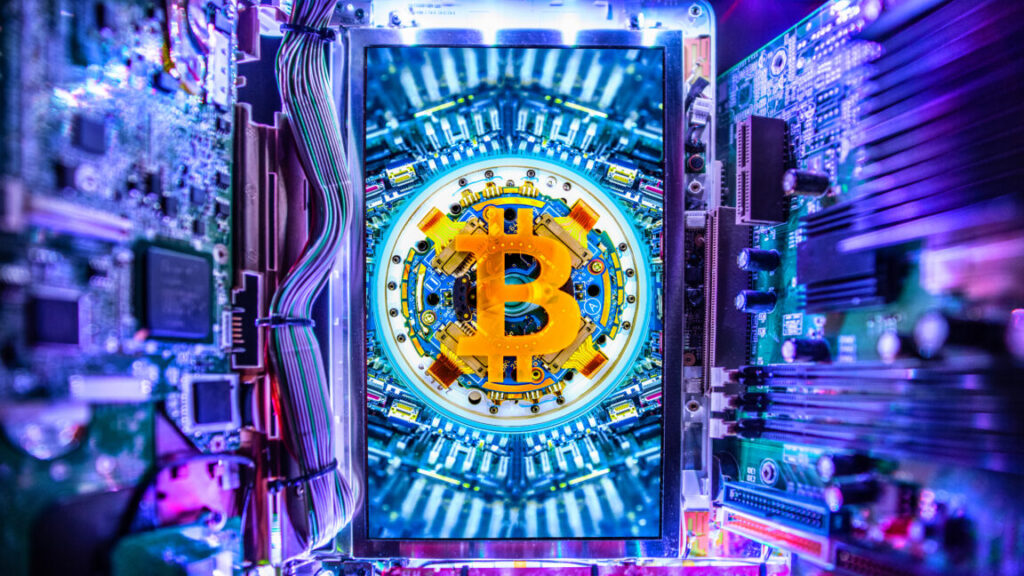 bonkers-bitcoin-heist:-5-star-hotels,-cash-filled-envelopes,-vanishing-funds