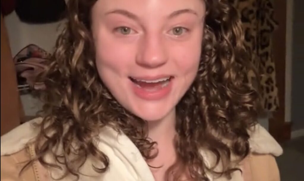 faced-with-naked-man,-doordasher-demands-police-action;-they-arrest-her-for-illegal-surveillance