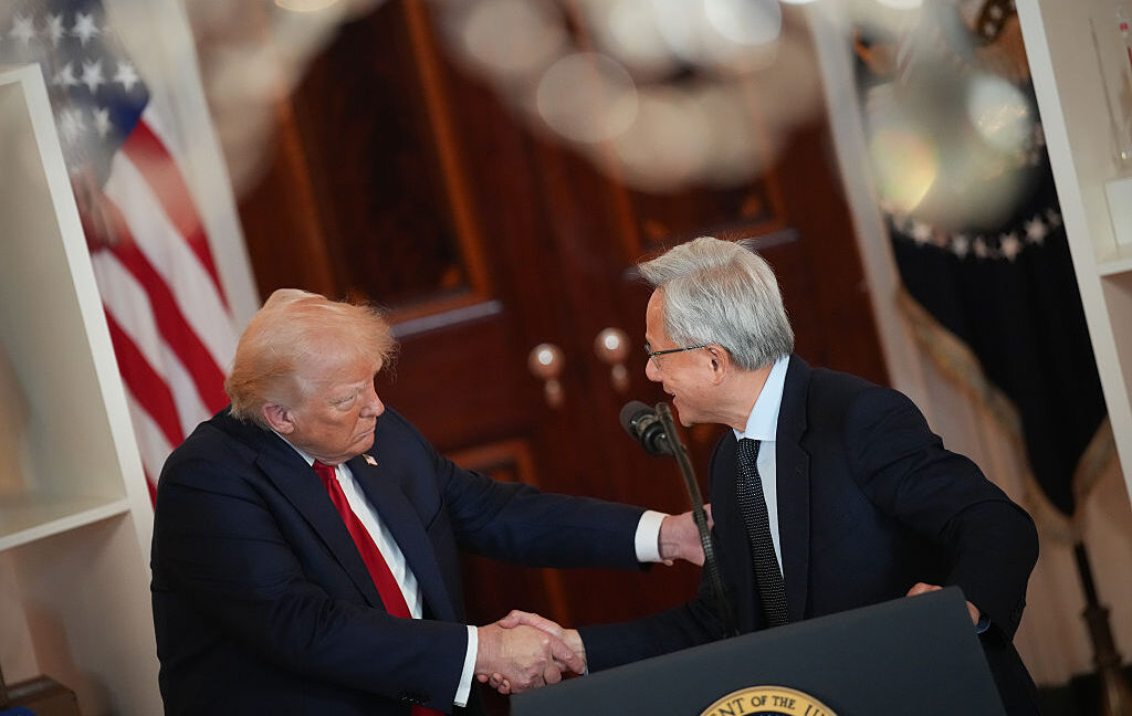 us-taking-25%-cut-of-nvidia-chip-sales-“makes-no-sense,”-experts-say