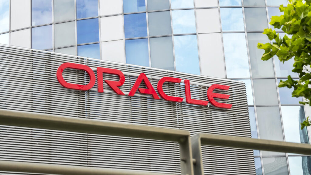 oracle-shares-slide-on-$15b-increase-in-data-center-spending