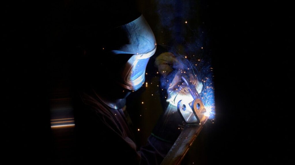 healthy-18-year-old-welder-nearly-died-of-anthrax—the-9th-such-puzzling-case