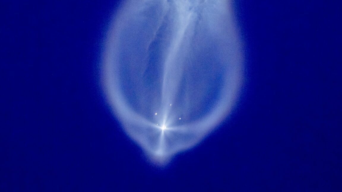 rocket-report:-a-new-super-heavy-launch-site-in-california;-2025-year-in-review