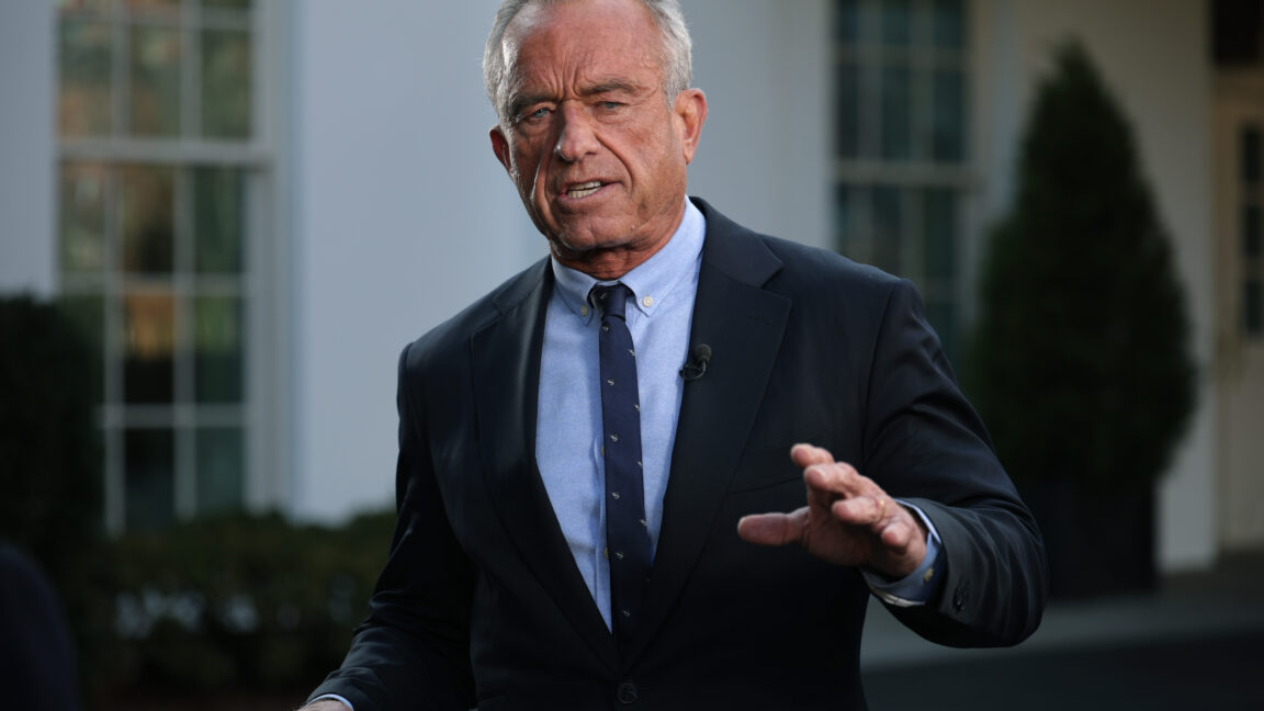 fda-deletes-warning-on-bogus-autism-therapies-touted-by-rfk-jr.‘s-allies