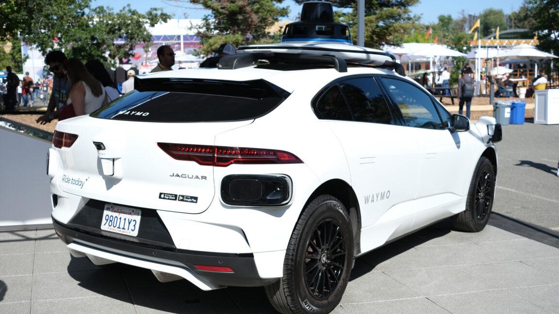 waymo-leverages-genie-3-to-create-a-world-model-for-self-driving-cars