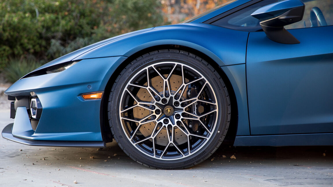 driven:-the-2026-lamborghini-temerario-raises-the-bar-for-supercars