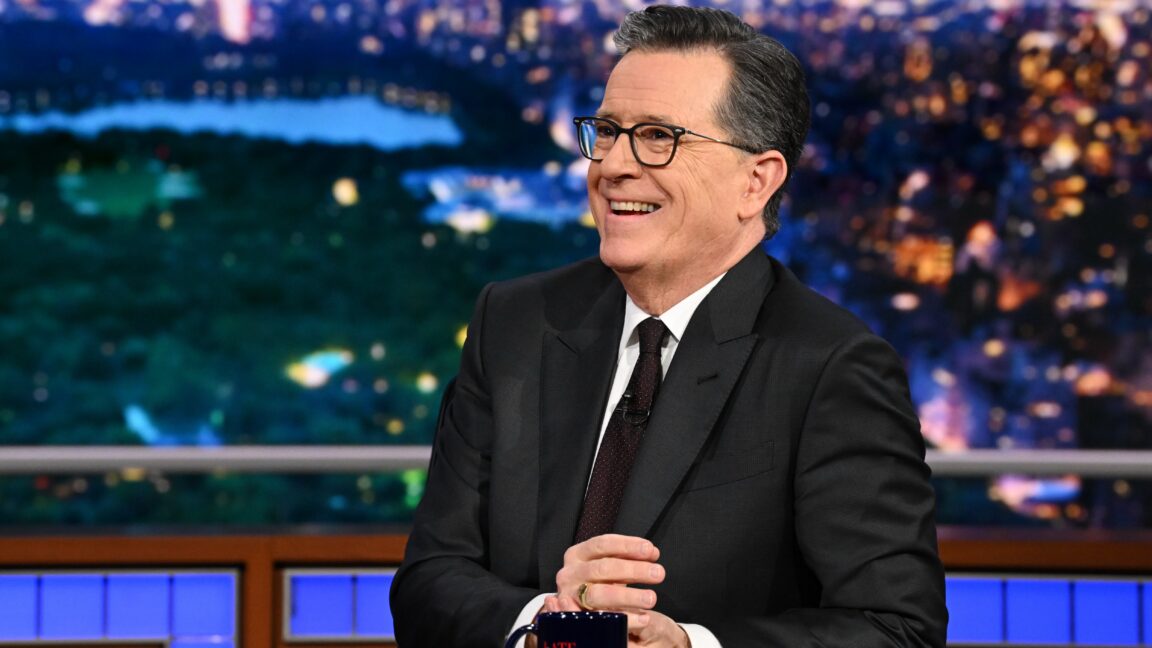 stephen-colbert-says-cbs-forbid-interview-of-democrat-because-of-fcc-threat