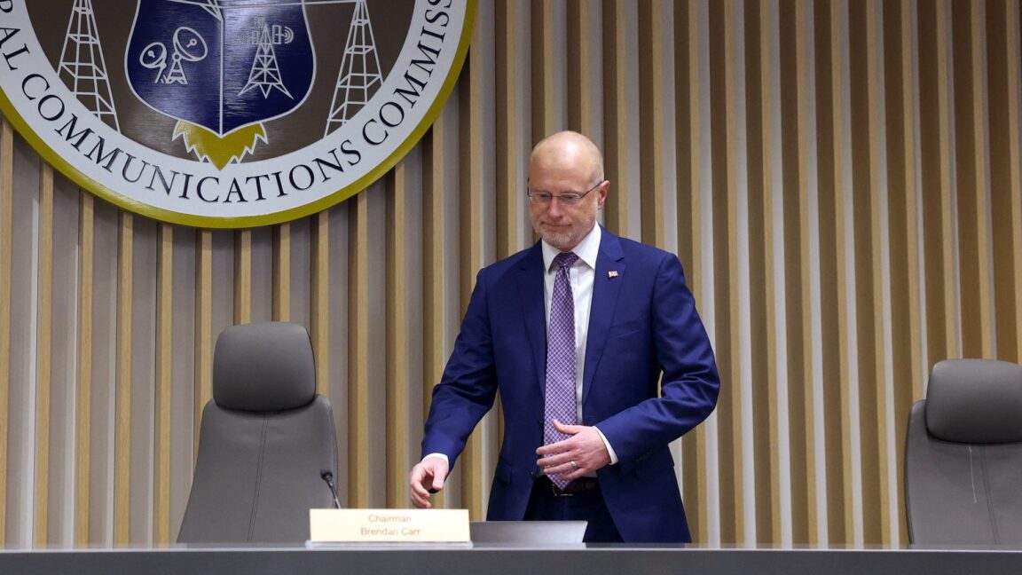 trump-and-his-fcc-chair-demand-more-positive-news-coverage-of-iran-war